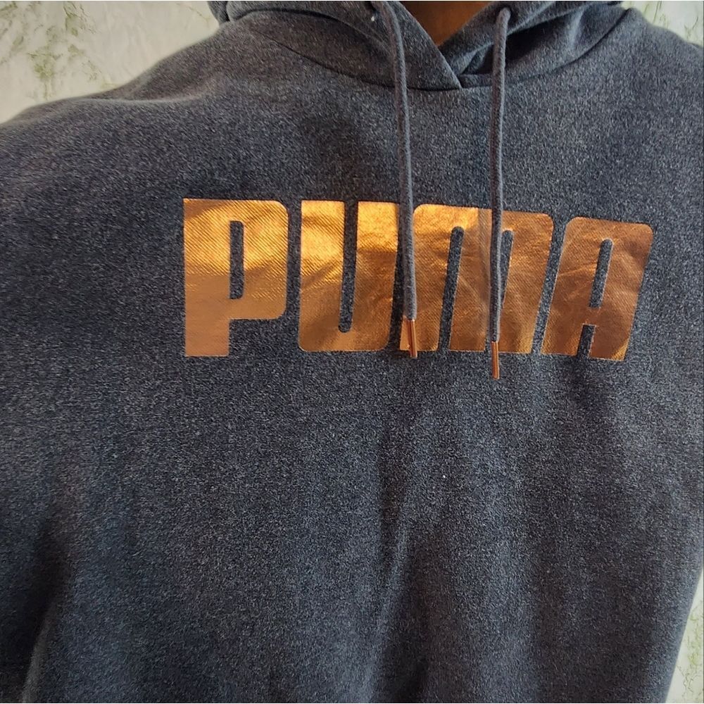 PUMA Cropped Hoodie - Picture 7 of 11